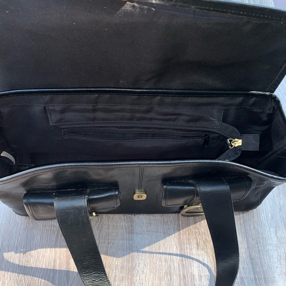 -Banana Republic | Vintage Leather Bag - Picture 10 of 16